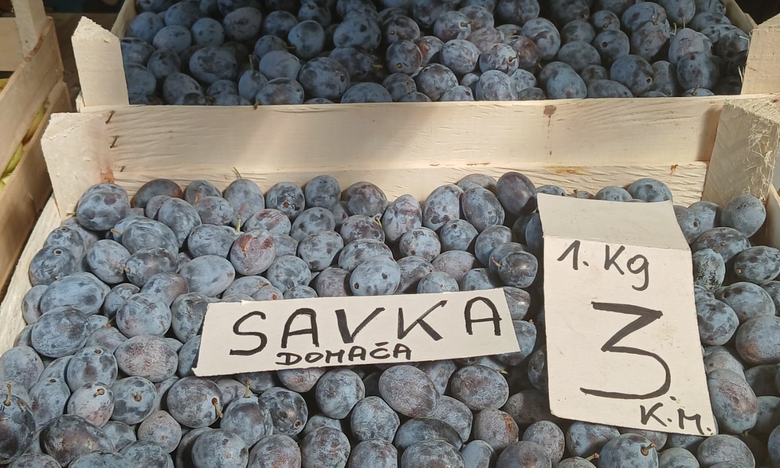 Domaća “savka” i kasna lubenica: Na Tržnici još malo, pa nestalo! FOTO