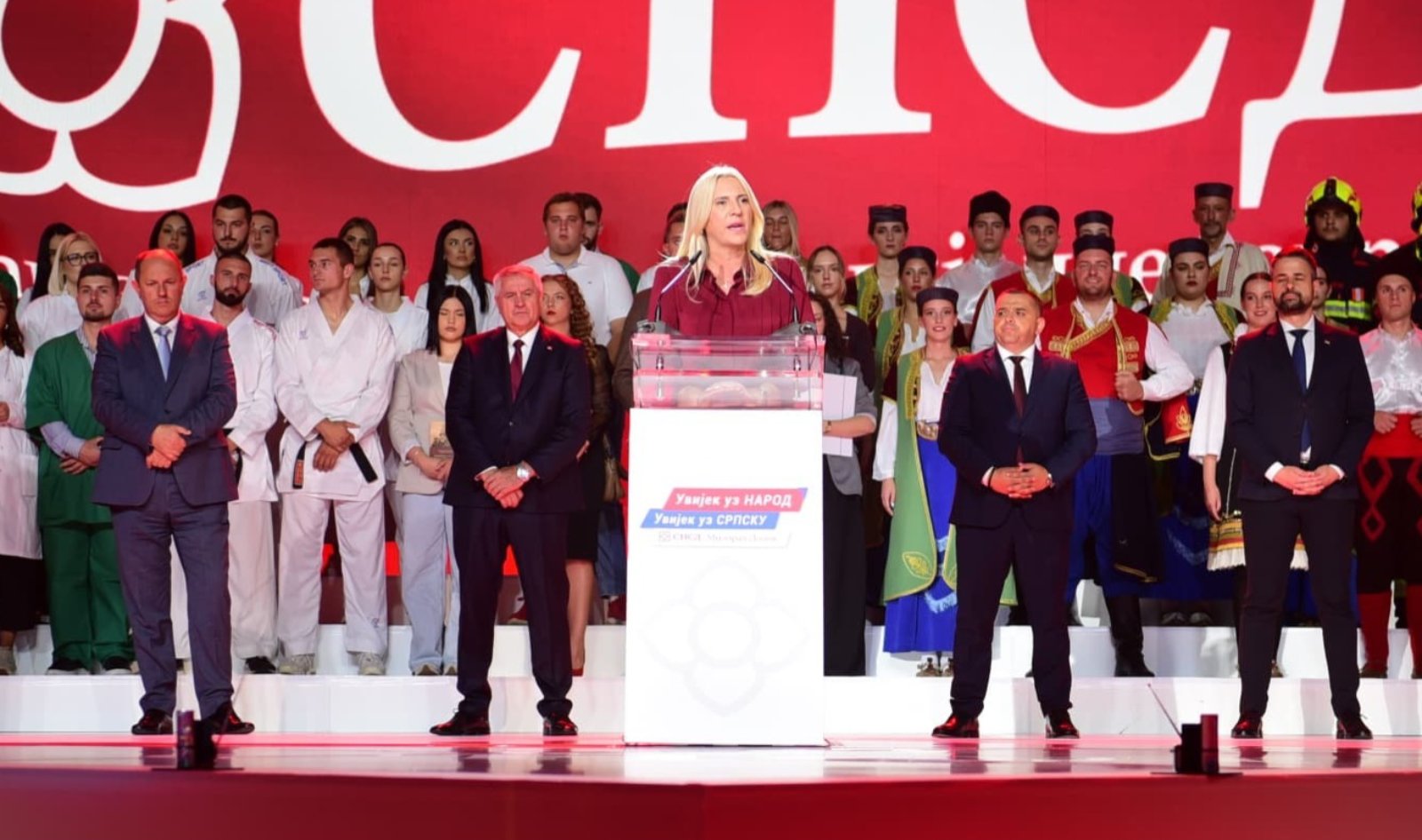 Cvijanovićeva na tribini u Banjaluci: Narodna i politička volja uz SNSD i jaku Srpsku FOTO