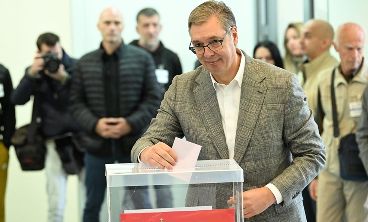 Vučić priznao poraz na izborima: Studenti osvajaju 135, SNS 105 mandata