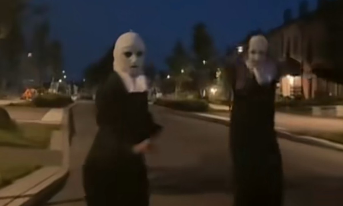 Misteriozne “časne sestre” stigle i do Banjaluke: Snimljene u ovom naselju s maskama preko lica VIDEO