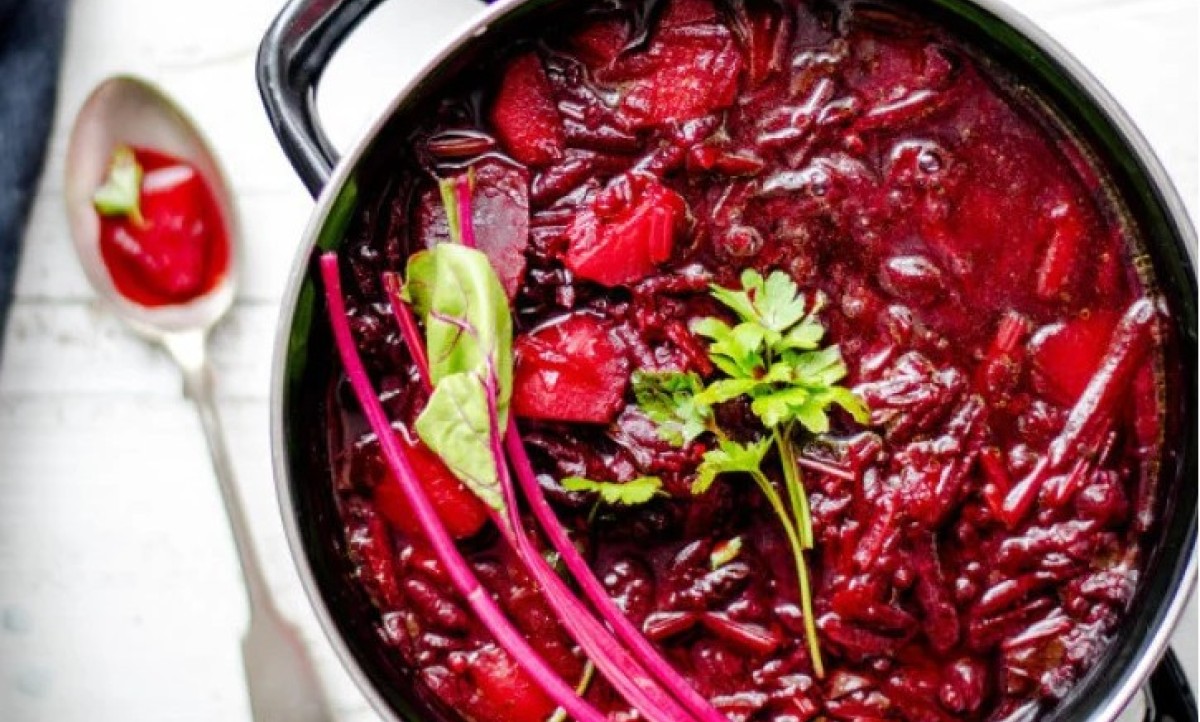 Prirodni napitak od cvekle i mrkve za zdraviju probavu: Recept je tu – probajte