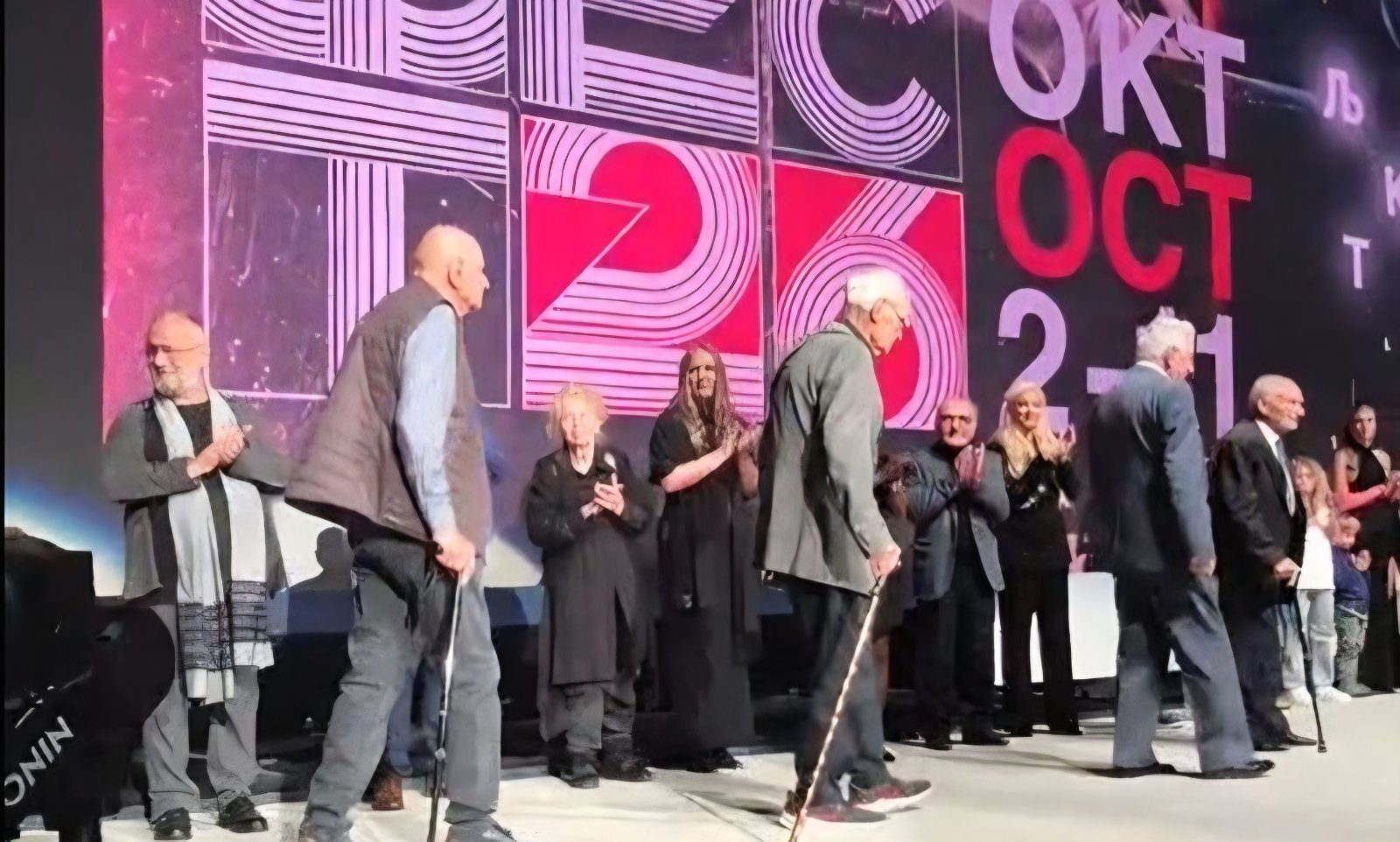 Muk, suze pa eksplozija: „Zlatni rez 42“ rasplakao Beograd, preživjeli logoraši dočekani na nogama! VIDEO