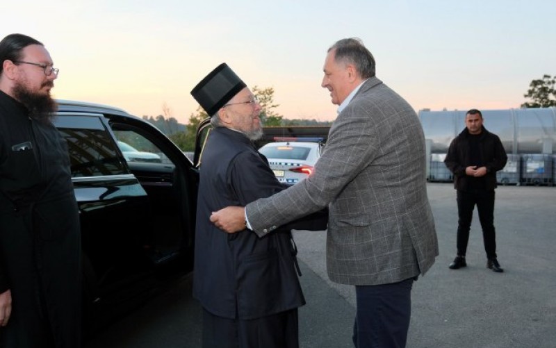 Dodik sa mitropolitom budimskim Lukijanom: Srpska uvijek uz crkvu i narod gdje god živjeli FOTO