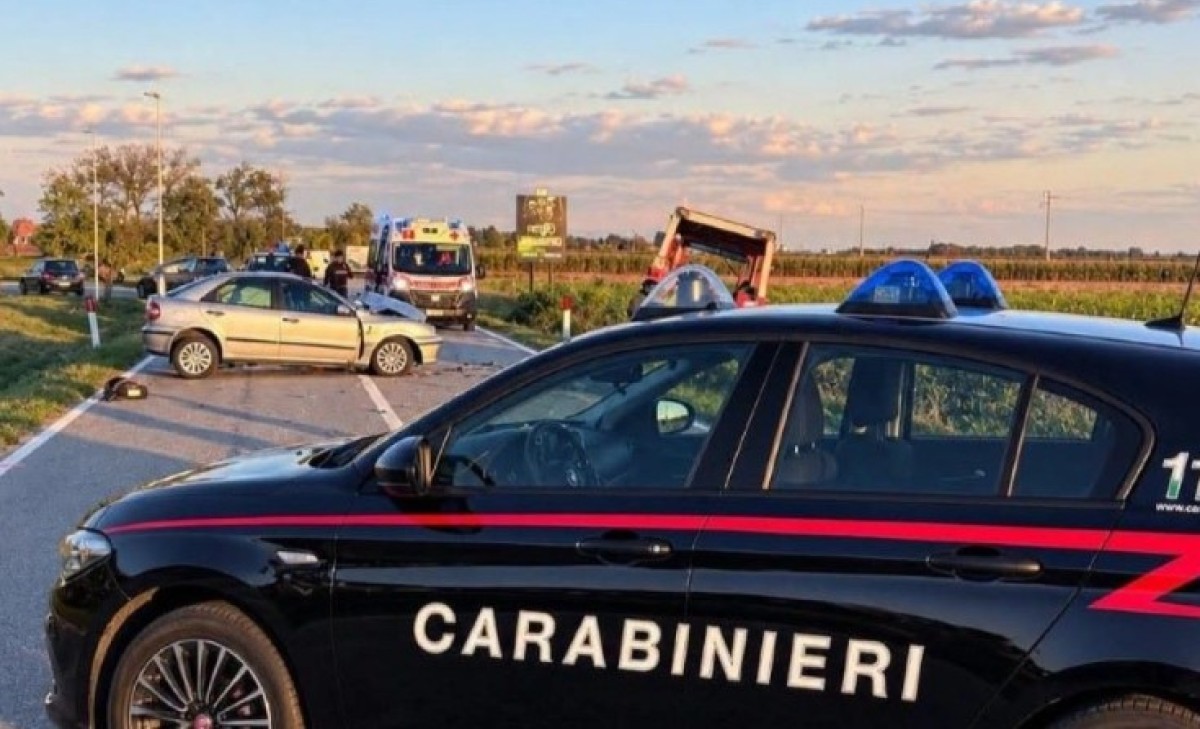 Strahovit sudar traktora i automobila u Italiji: Muškarac poginuo, žena iz BiH se bori za život