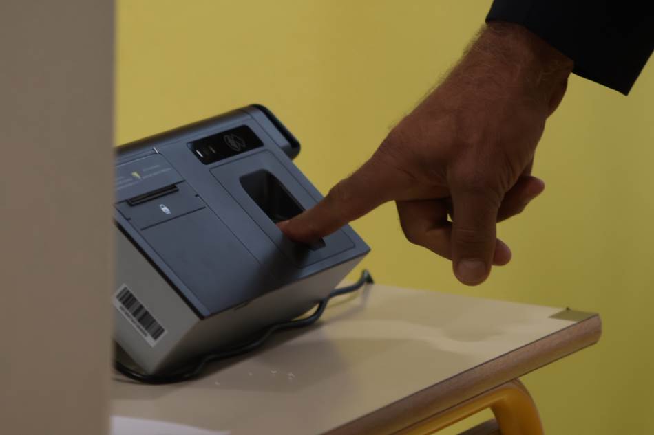 Novi presjek: Do 15 sati glasalo 26,88 odsto birača, osam odsto manje nego prije četiri godine