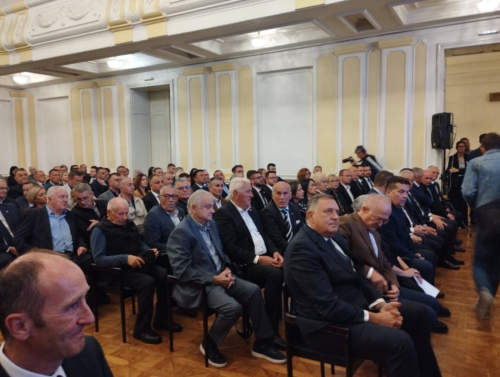 Dodik na komemoraciji: „Biljana Plavšić nas je zadužila, naša dužnost je da čuvamo Republiku Srpsku“