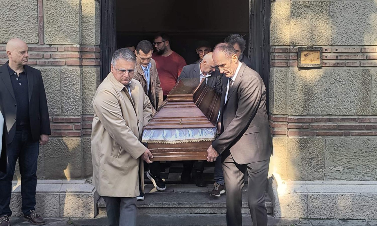 Sutra sahrana! Kovčeg sa posmrtnim ostacima Biljane Plavšić stigao u Banjaluku VIDEO