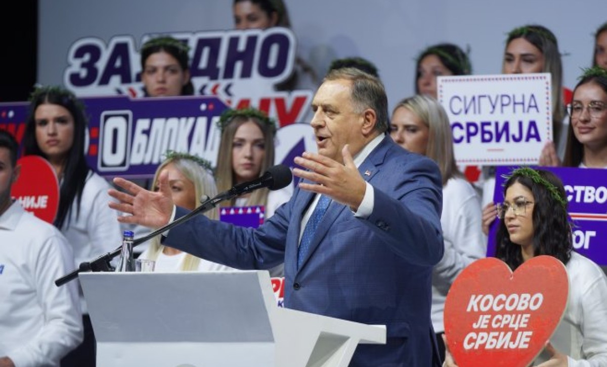 Predizborni skup “Ujedinjena Srbija”: Dodik: Srpska uz Vučića, živimo naš srpski san VIDEO