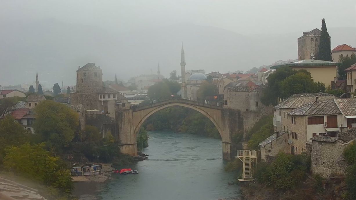 Kiša u Mostaru ne prestaje: Građani upozoreni na poplave i bujice