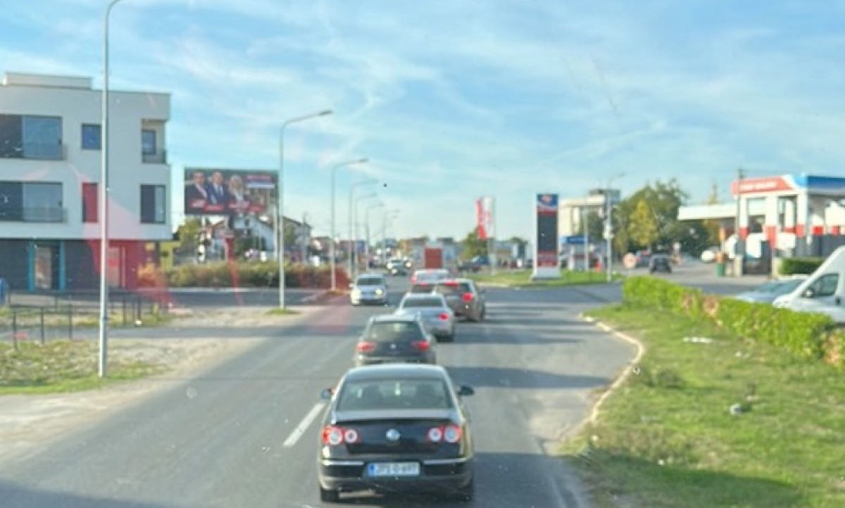 Sudar tri automobila u banjalučkom naselju: Zbog gužve tražite alternativne pravce