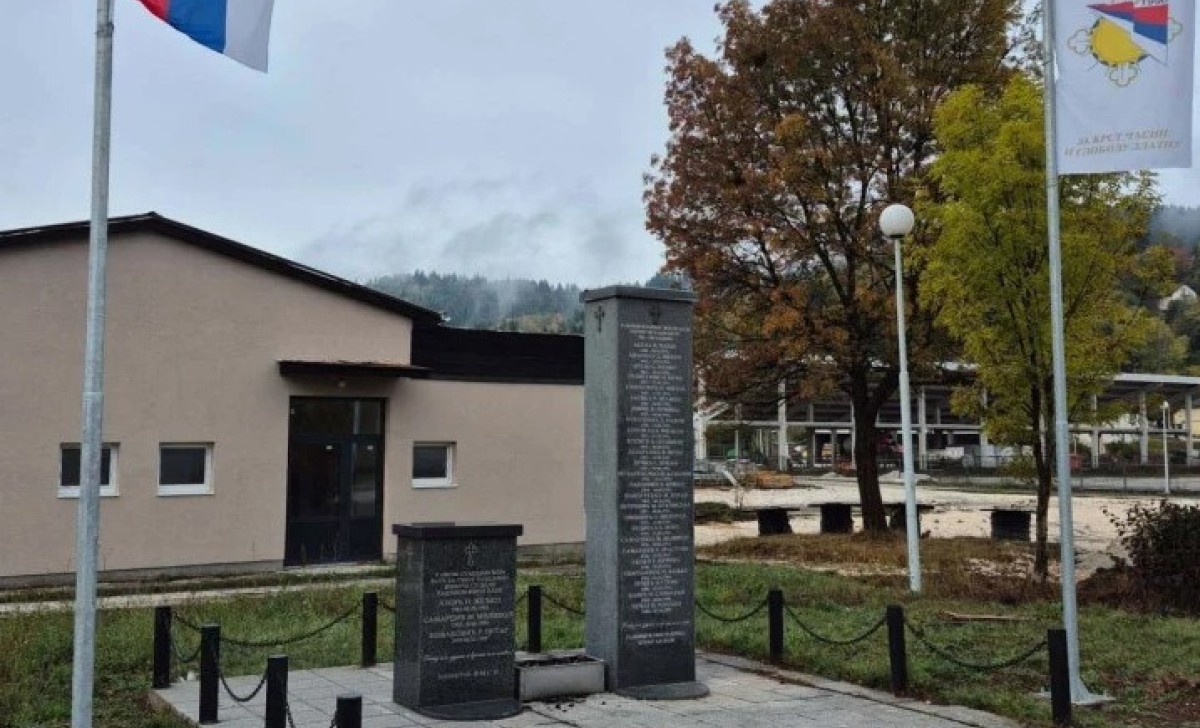 Trajno sjećanje na heroje: U Palama podignuto novo spomen-obilježje