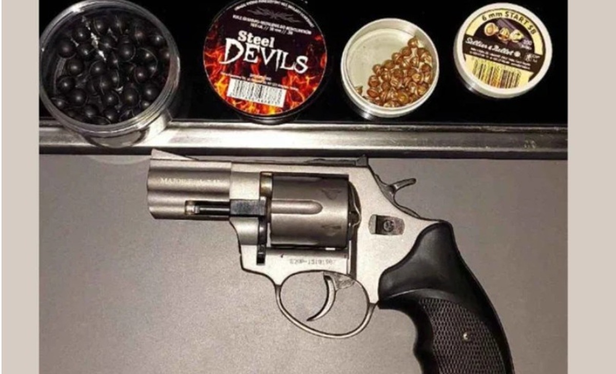 Poljski državljanin uhapšen na graničnom prelazu: U kamperu pronađeni revolver i municija