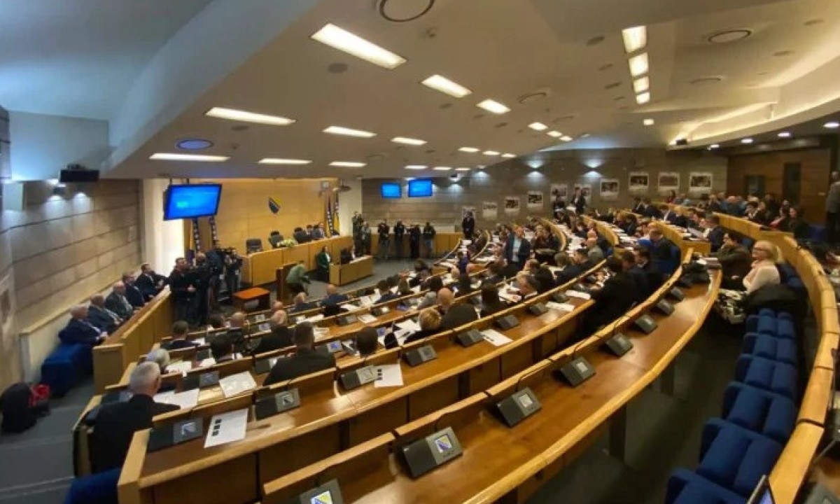 Povjerenje birača na ispitu: Ko će u Predstavnički dom Parlamenta FBiH?