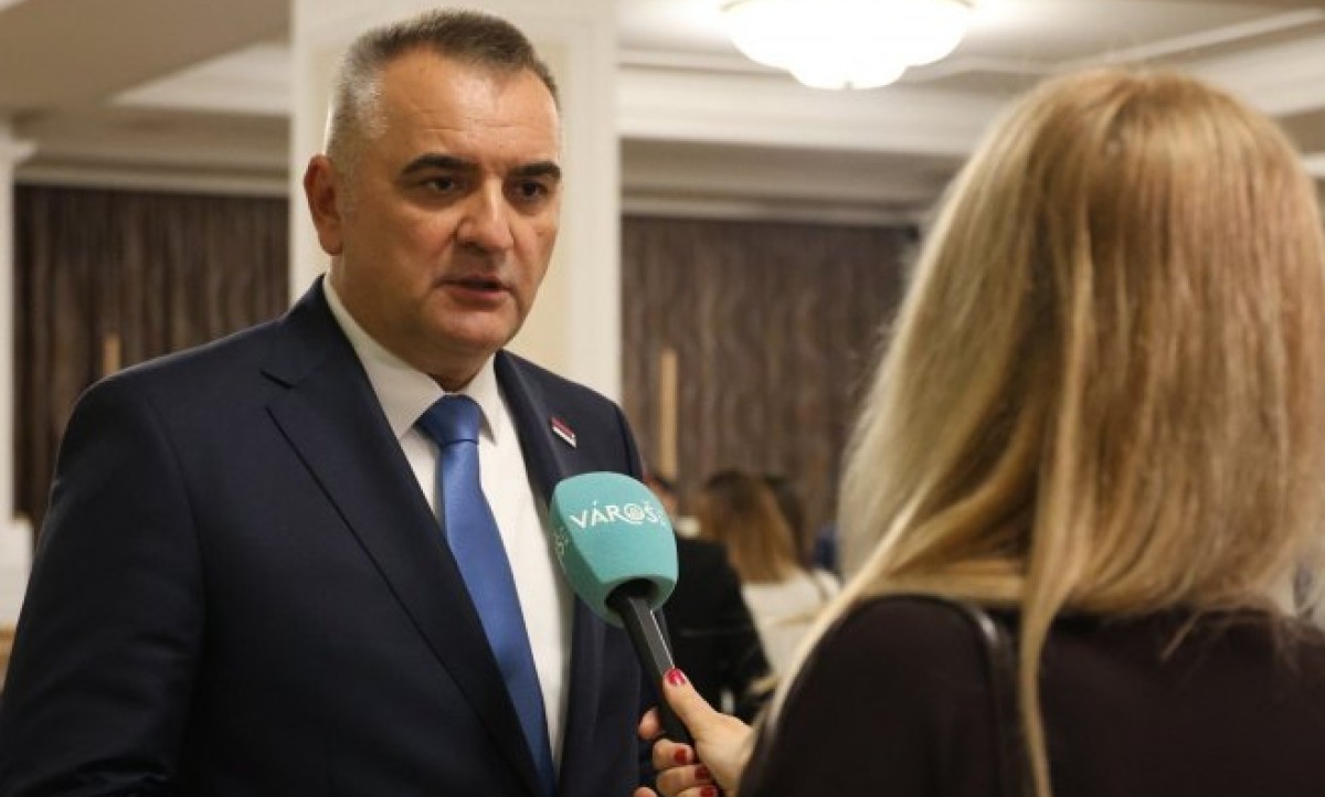 “Dani kulture Srba u Mađarskoj”! Minić: Srpski narod nikada nije bio na pogrešnoj strani istorije
