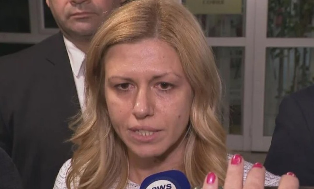 Skandal! Tjelohranitelj predsjednice parlamenta teško povrijedio novinarku VIDEO