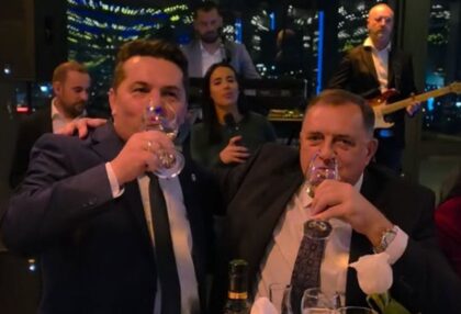 Naslovna slika br 4
