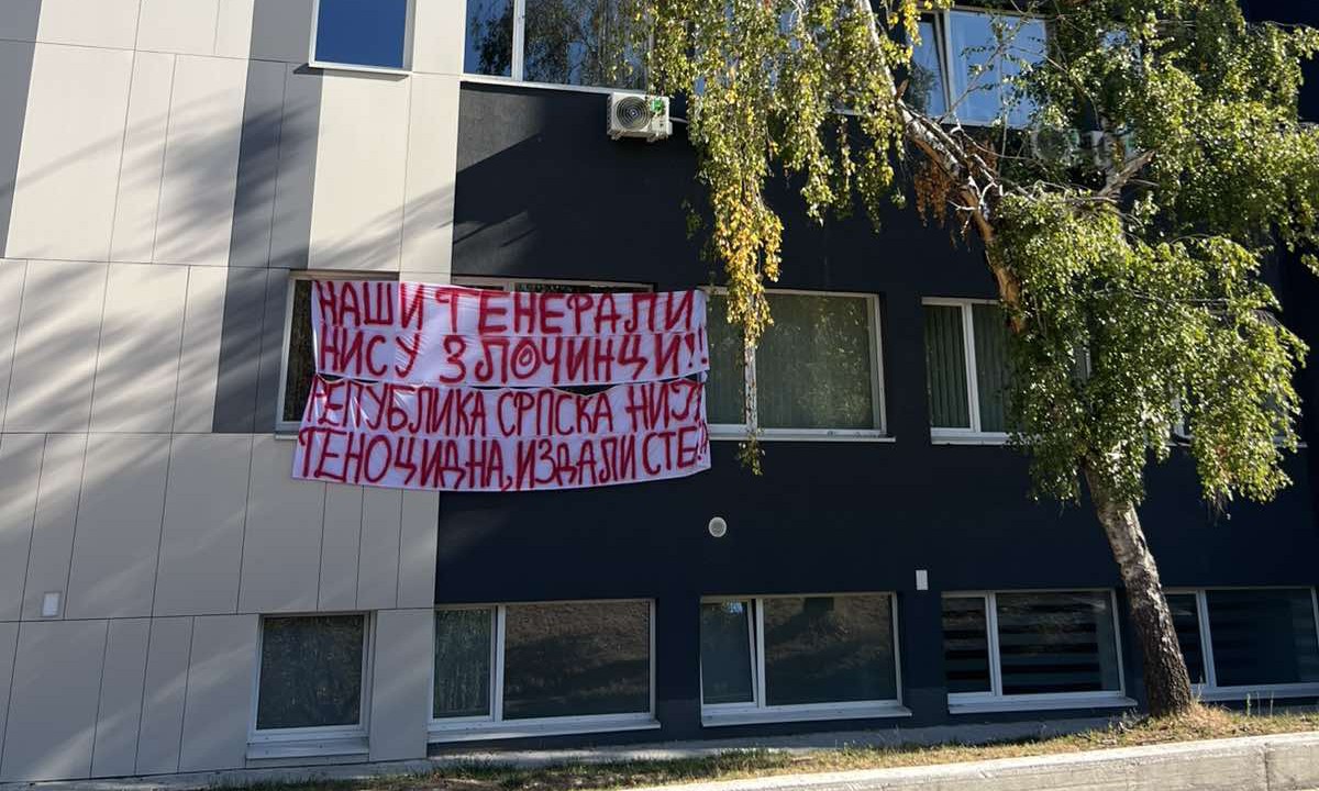Poslije transparenata na domovima: Studentske organizacije u Srpskoj sazvale hitnu sjednicu