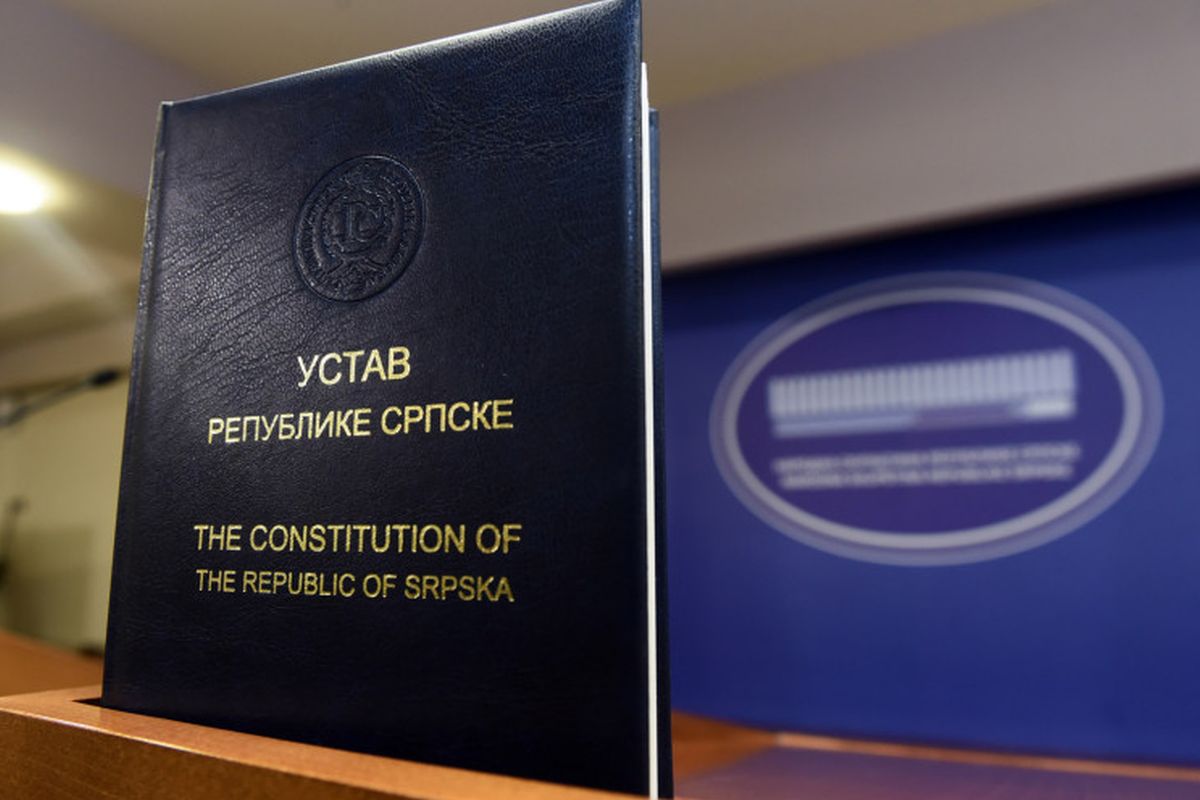 Grb Nemanjića i Banjaluka glavni grad: Šta sve donosi novi Ustav Republike Srpske